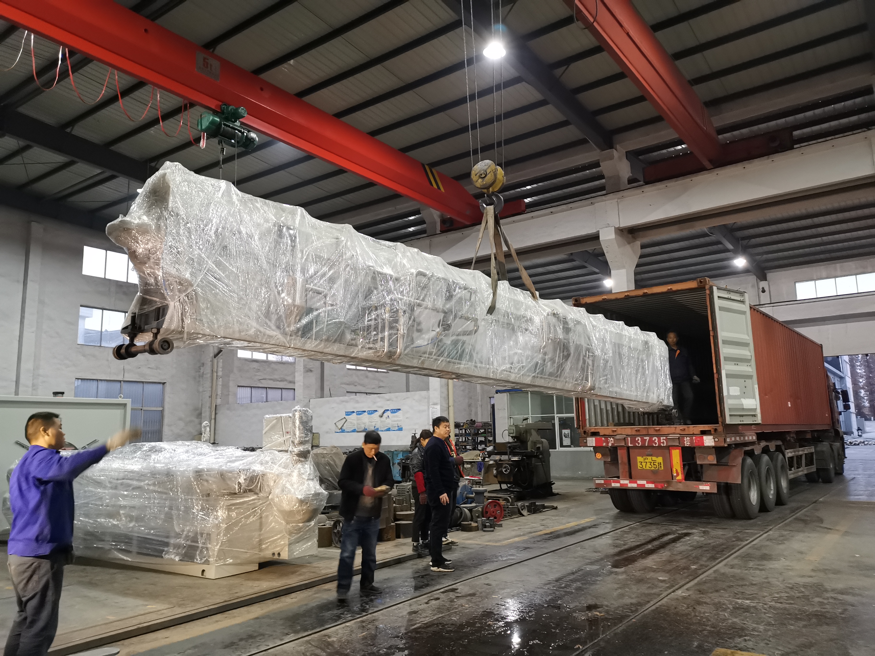 20200115064706_43869.jpg 2 vacuum tank.jpg